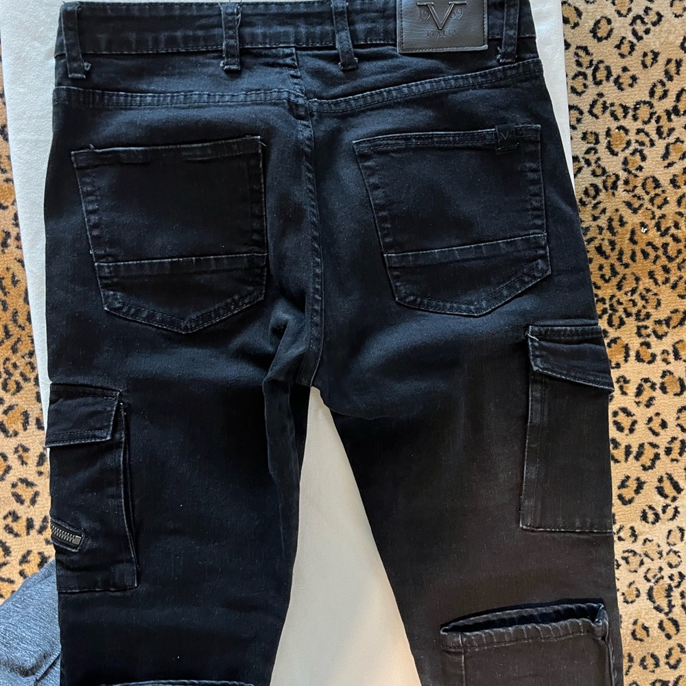Black Cropped Jeans